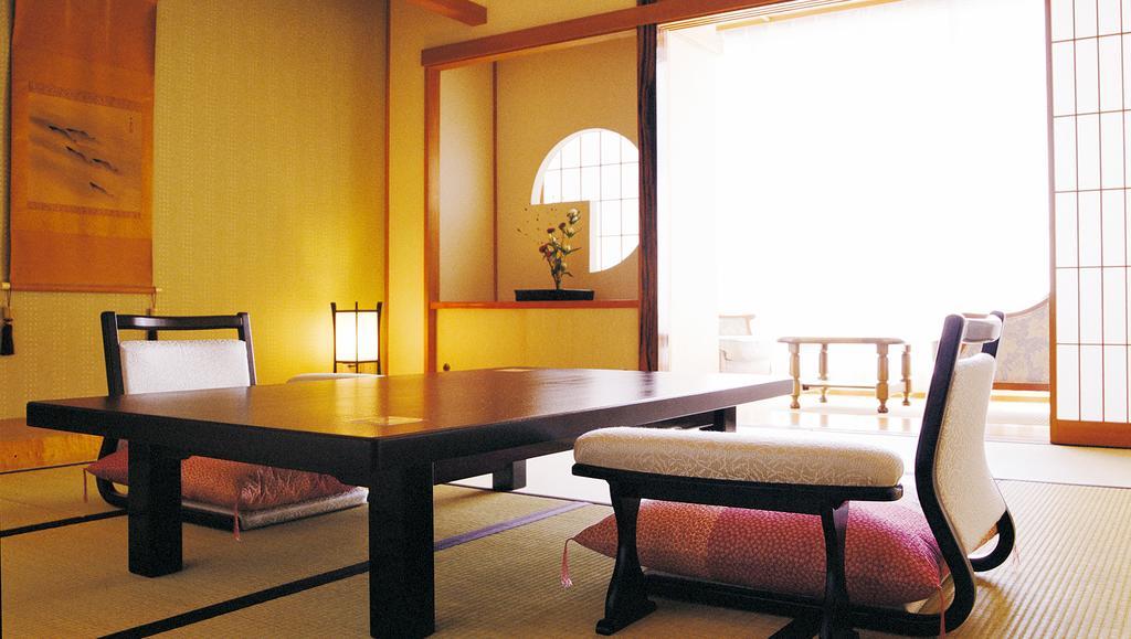Hotel Hana Isawa Fuefuki Exterior photo