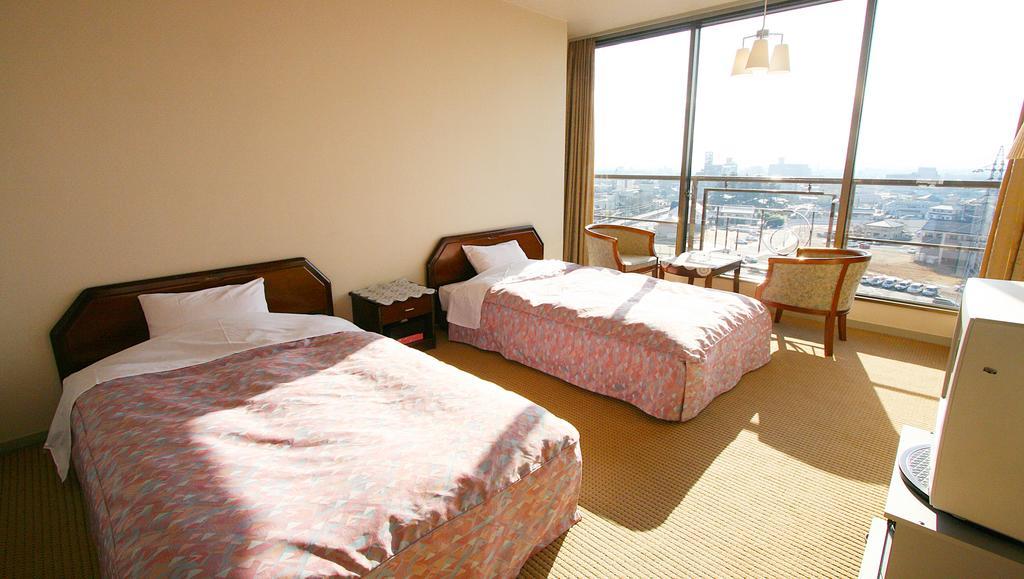 Hotel Hana Isawa Fuefuki Exterior photo